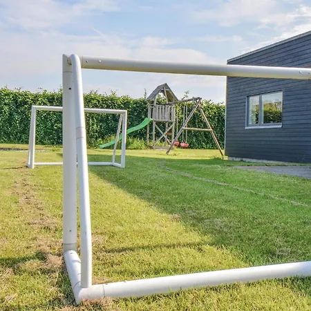 Дом отдыха Lovely Home In Ebeltoft With Wifi Эбельтофт